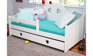 Dětská postel z masivu Birma + matrace