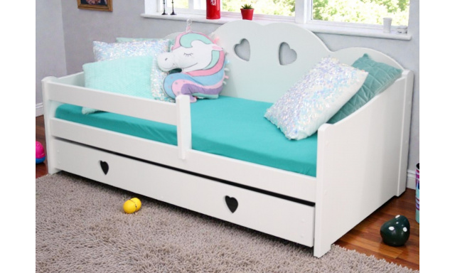 Dětská postel z masivu Birma + matrace