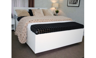 Postel z masivu Dana 180x200cm, bílá