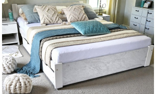 Postel z masivu Mramoria 180x200cm